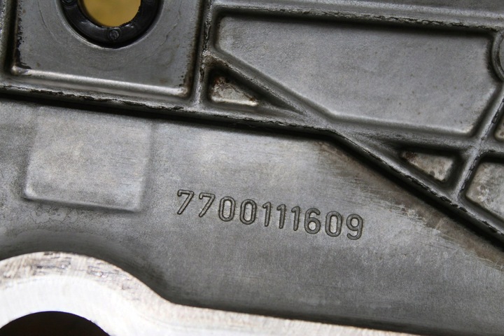 фото №6, Кришка клапанів espace iv 1.9dci 7700111609