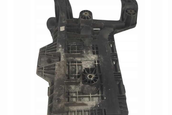 фото №7, Основание акумулятора vw caddy iii фургон 2ka, 2kh, 2ca, 2ch 1k0915336