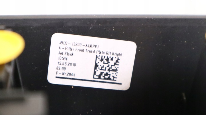 фото №8, Jaguar i-pace планка накладка порогова права j9d3-13200-ad