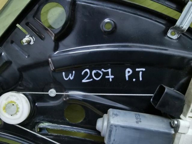 фото №5, Скло правий зад mercedes w207 09-16