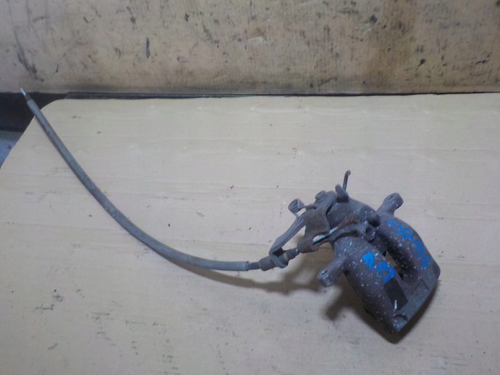 фото №1, Peugeot 3008 1.6b суппорт тормозной правые зад