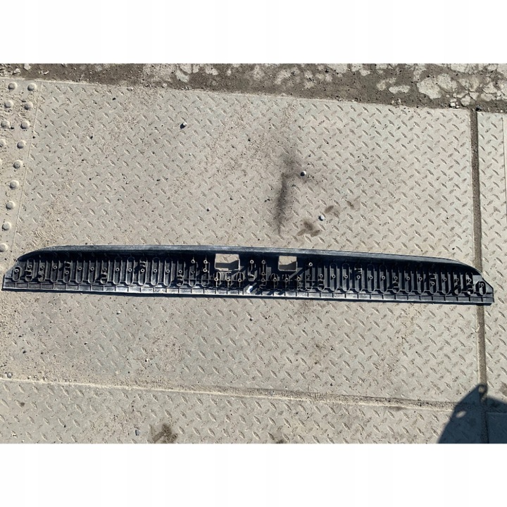 фото №3, Планка захист порога заднього ременя 849932462r пошкоджена renault master iii