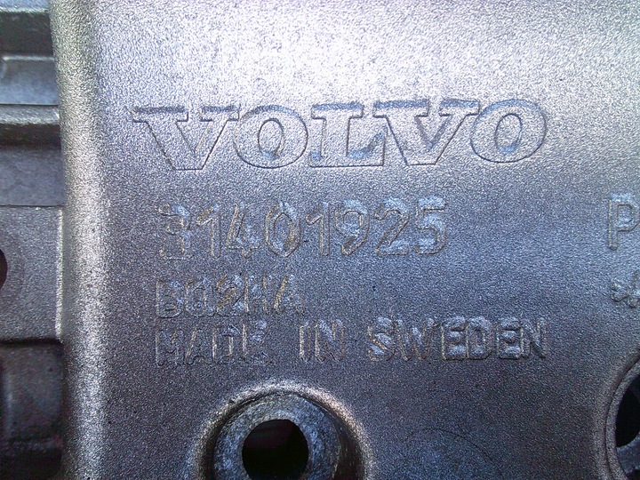 фото №13, Volvo v90 s90 xc90 ii s60 v60 поддон масляная 31480325 // 31401925 31401456