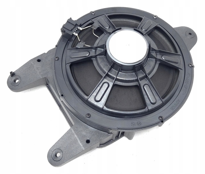 фото №10, Сабвуфер audi a4 b9 8wd035412