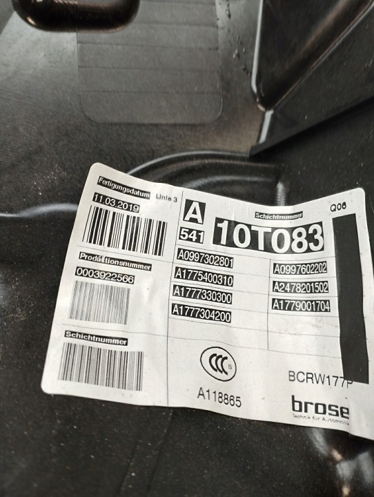 фото №13, Mercedes w177 amg a35 стеклоподъемник правый зад a1777304200