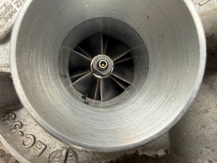 фото №14, Турбіна з колектор skoda octavia ii рестайлінг 03l253016t gtc1244vz супер стан