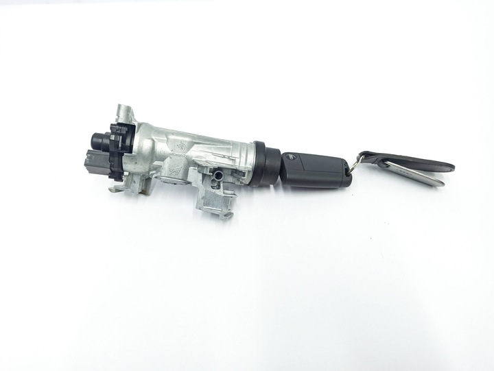 фото №7, Audi a1 2024 замок зажигания