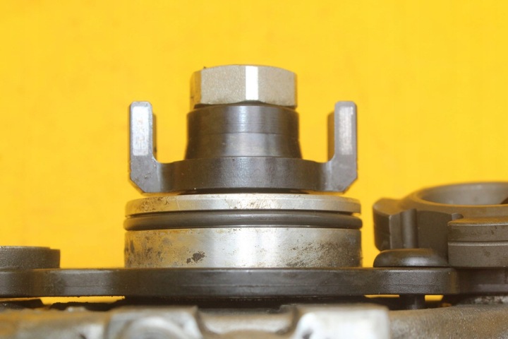 фото №14, Насос вприскувальний volvo s60 ii v60 2.4 bit d5244t17 31372081 0445010681