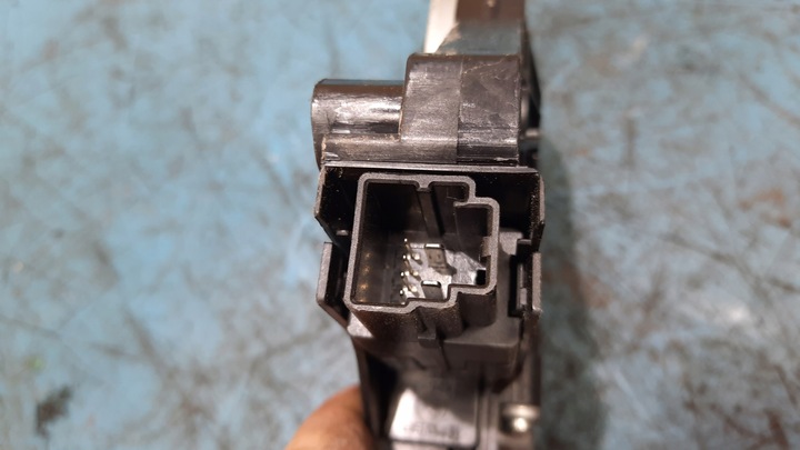 фото №4, Моторчик стёкла правый перед volvo s60 v60 10-18r