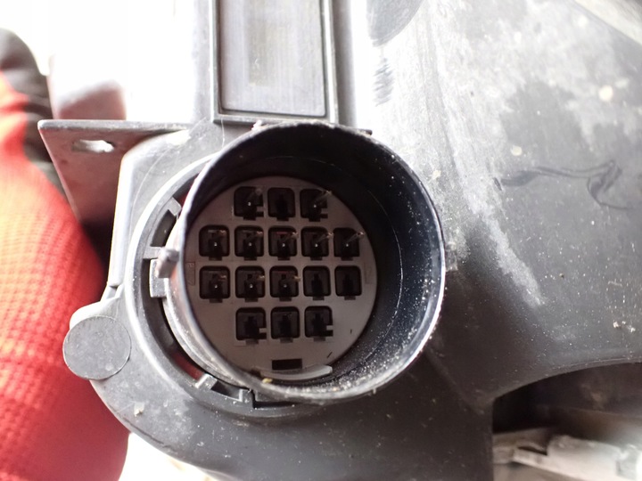 фото №8, Лампа правый перед ксенон jaguar f-pace x761 2.0 16r 1at gx63-13w029-ef