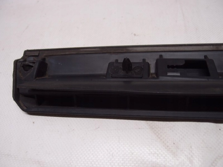 фото №12, Молдинг дверь правая перед 3g0854900 vw passat b8