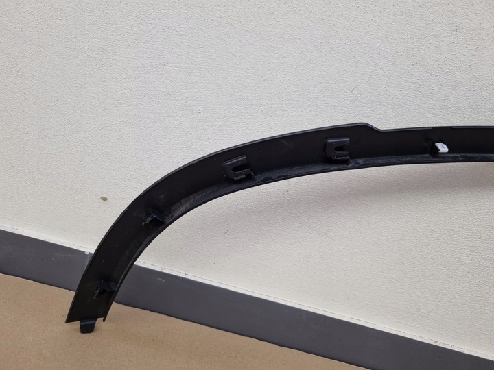 фото №11, Планка крыльев левый зад land rover defender ii l663 2020- l8b2-290e28-a