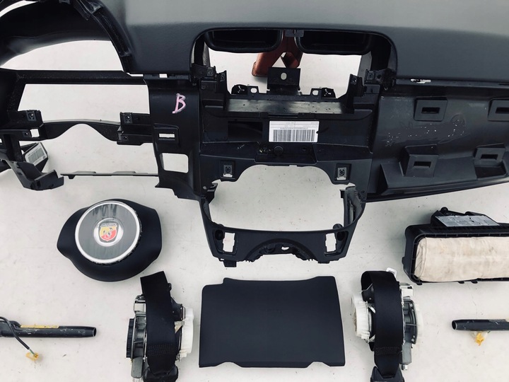 фото №5, Fiat 500 abarth панель капот консоль подушки ремни