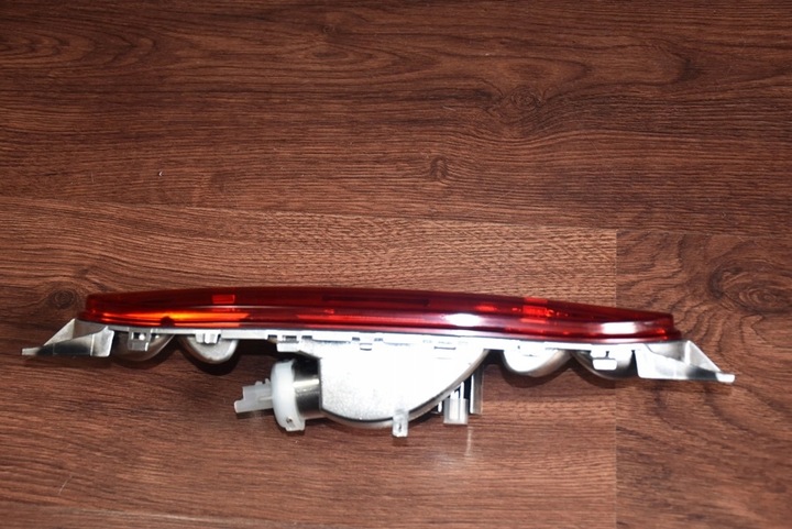 фото №16, Лампа бампера противотуманная зад peugeot 208 i eu