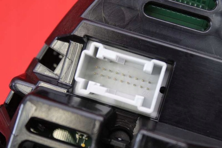 фото №8, Спидометр приборы автомат eu a2c53245324 mercedes c-klasa w204 1.8 cgi 156 km