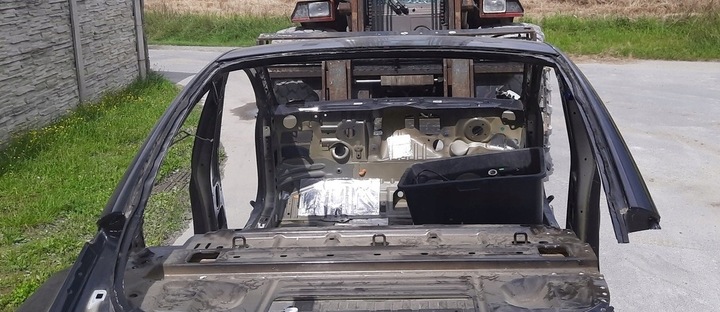 фото №2, Tesla 3 iii рестайлинг крыша панорама