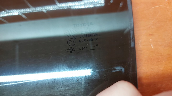 фото №7, Скло ліва лівий зад зад na toyota corolla verso ii 04-