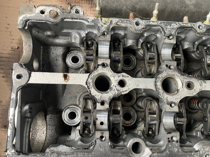 фото №10, Головка валы renault 1.6 dci r9m trafic vivaro 130c05277r 110422959r