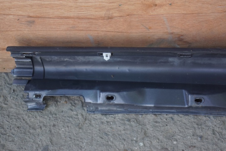 фото №11, Поріг планка порогова права volvo c30 r-design