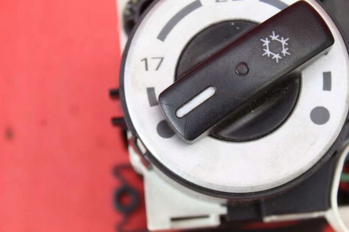 фото №8, Панель керування повітропровід клімат 69660071 mitsubishi colt 6 vi z30 рестайлінг 02-12