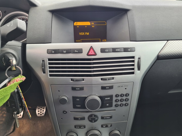 фото №11, Радио cdc 40 opera opel astra h zafira b pin