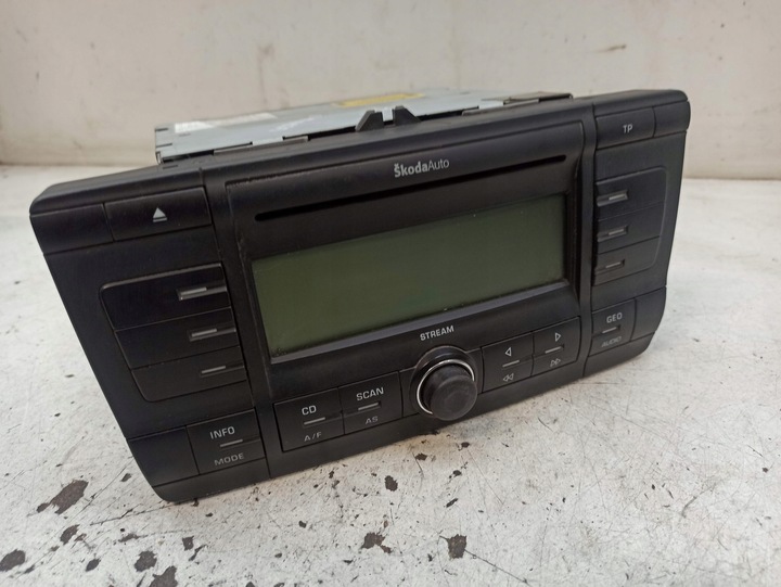 фото №16, Skoda octavia ii 2 1z0 радио заводские cd stream 1z0035161a