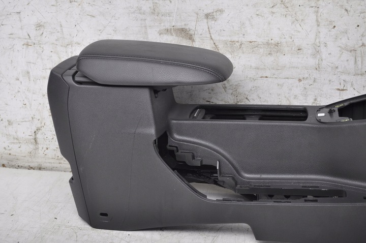 фото №6, Ford focus mk3 рестайлінг тунель середній підлокітник