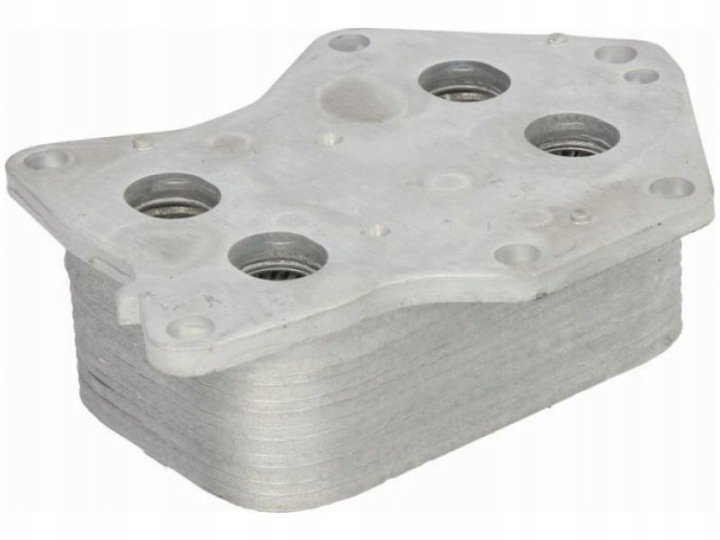 фото №1, Радіаторів масла mercedes cla c117 1.6 2.0 x117 1.6 2.0