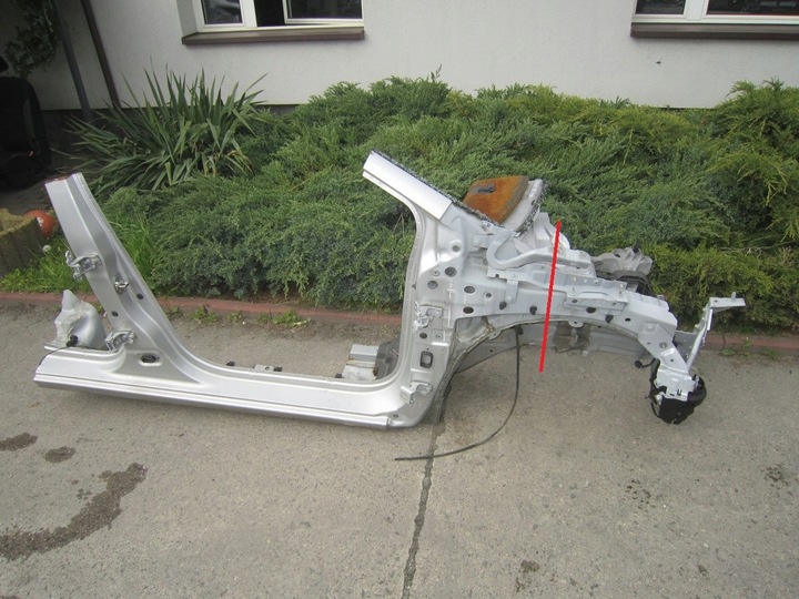 фото №1, Renault clio iv правые порог стойка a i b