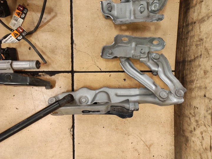 фото №9, Петля петлі патрон / заряд капота правий лівий volvo v90 ii 2 s90 ii 2