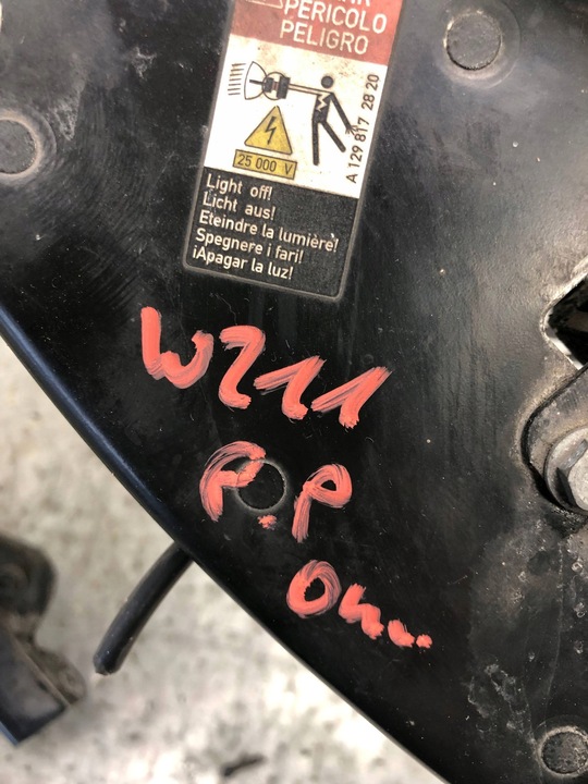 фото №6, Крепление ремня датчик удара правый перед mercedes w211 a0028202726