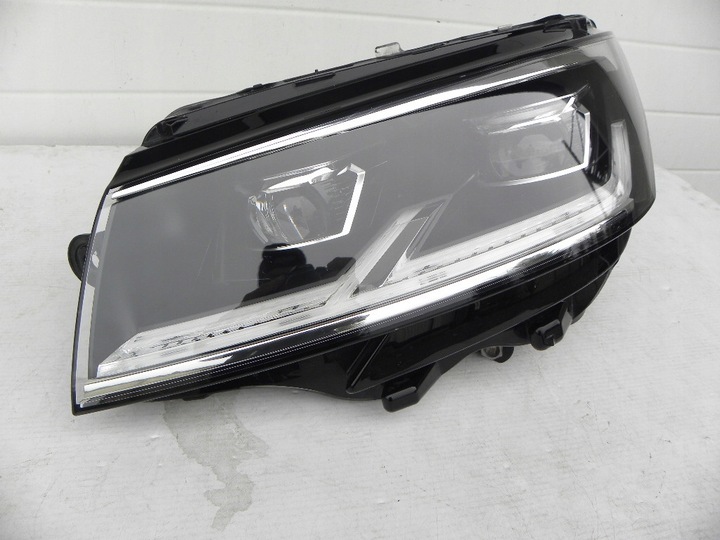 фото №1, Volkswagen trasporter t6 рестайлинг full-led лампа передняя левая сторона