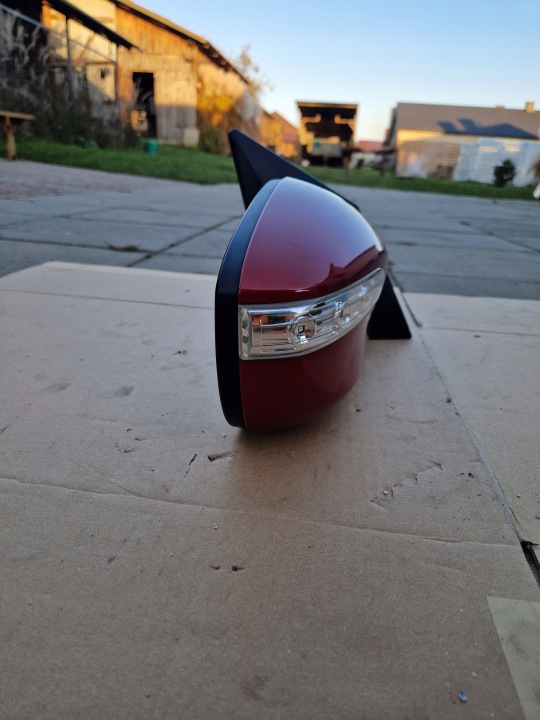 фото №12, Hyundai ix35 рестайлинг зеркало правое uk 8pin
