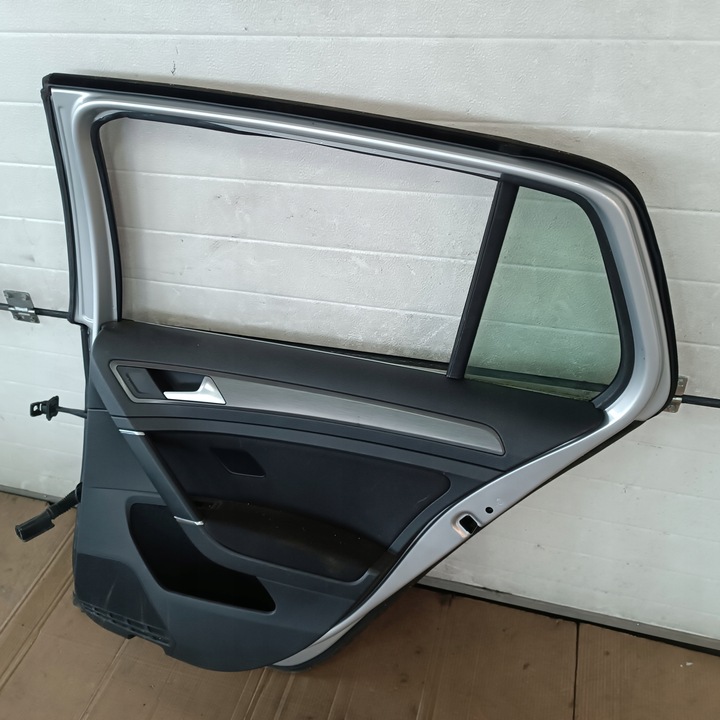 фото №13, Дверь правые зад vw golf vii 7 hb 12-20