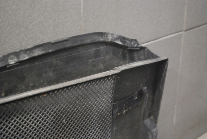 фото №11, Панель под лобовым стеклом audi a6 c5 eu 4b1819447