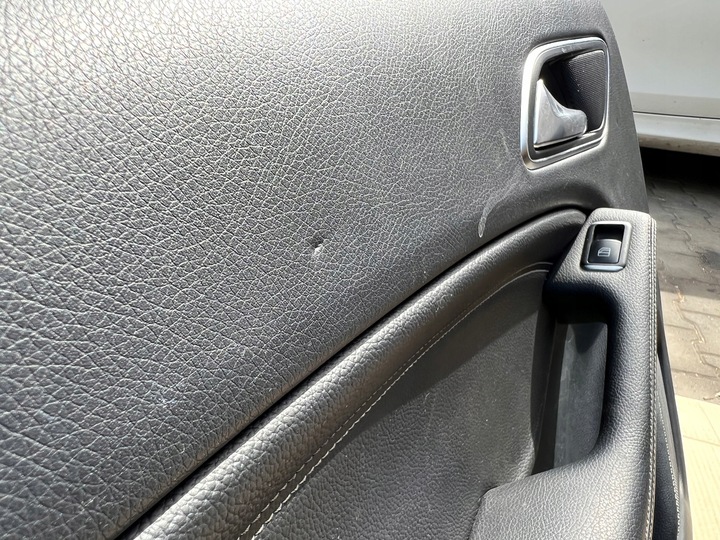 фото №13, Mercedes w117 w176 боковина обивка дверь левый зад кожа оригинал