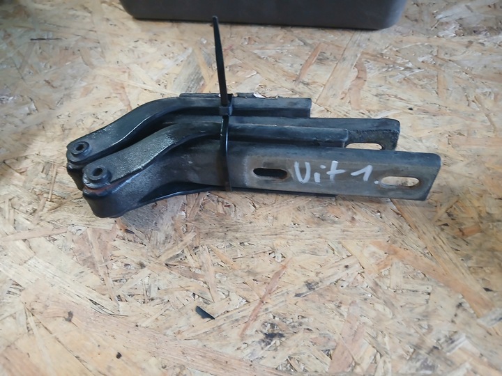 фото №5, Suzuki vitara i 1.6 петлі капота