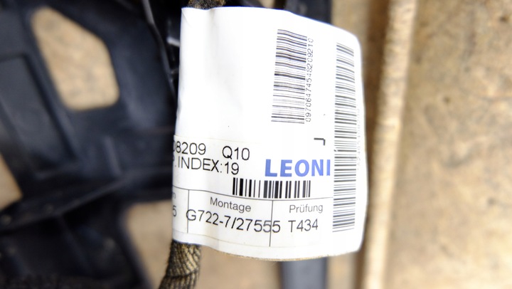 фото №15, Mercedes gla w156 оббивка боковина двері праві зад