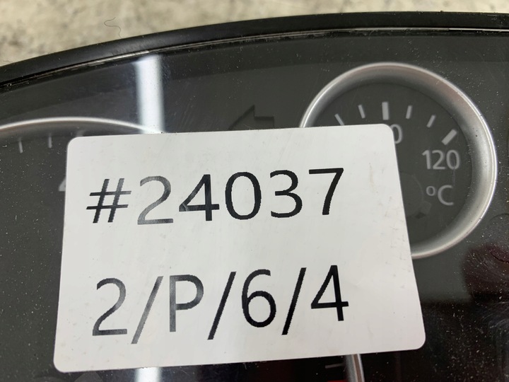 фото №10, Audi a6 c5 2.4 спидометр приборы 4b0920900r