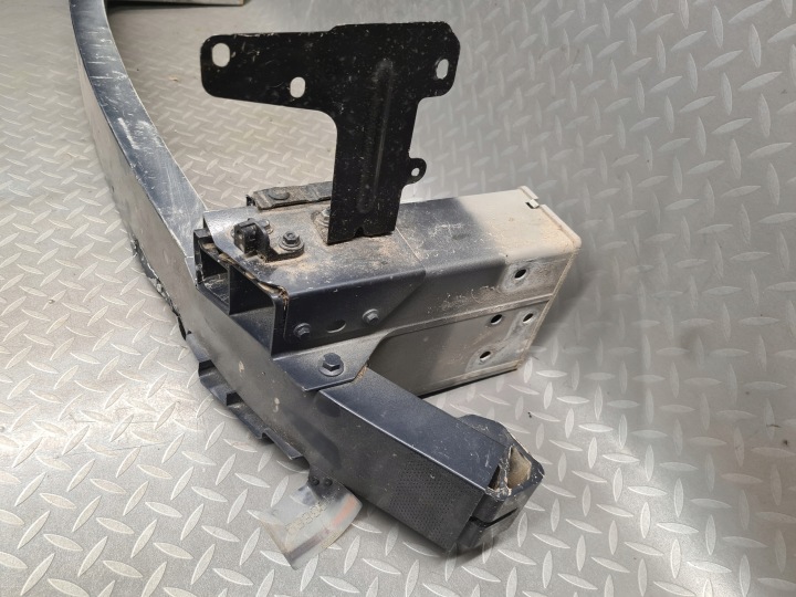 фото №6, Балка кронштейн  усилитель бампера перед volvo s90 v90