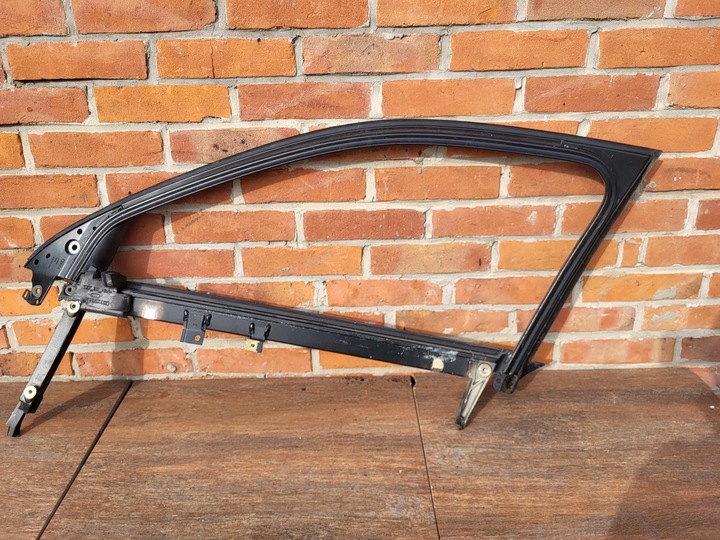 фото №11, Audi a4b7 рамка двері перед передня права