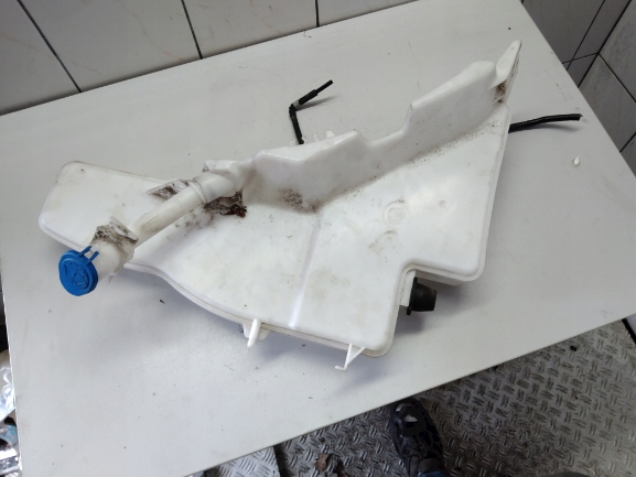 фото №4, Range rover sport l494 бачок склоомивача