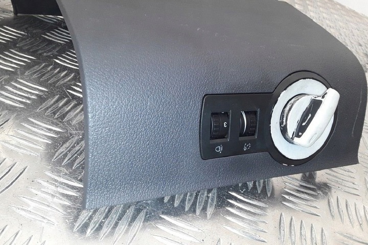 фото №9, Нижня планка декоративна панелі розподільчої vw