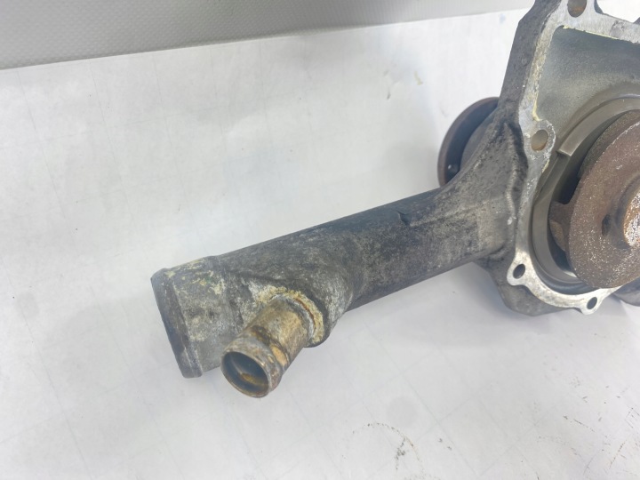 фото №9, Водяна помпа  mercedes w124 m111 e200 e220 2,2 220 1112010401