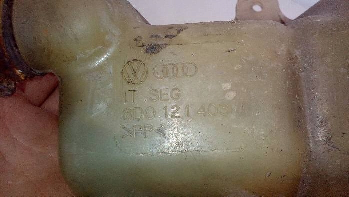 фото №6, Бачок расширительный passatb5 1,9tdi 8d0121403j