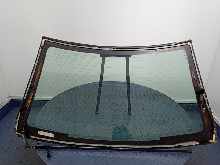 фото №4, Mercedes e w212 sedan стекло задняя 10r 2126701580