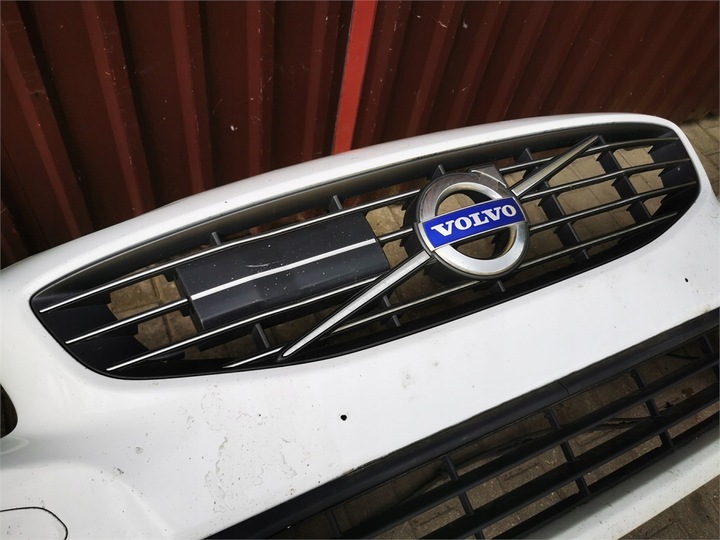 фото №10, Volvo v60 i s60 ii рестайлінг 13-18 бампер перед комплектний омивачі радар демонтаж
