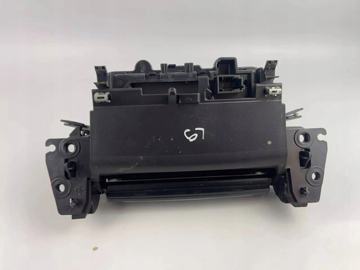 фото №11, Peugeot 5008 2018 бардачок панелі розподільчої