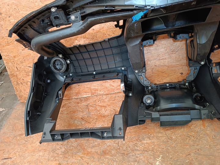 фото №13, 682001kp0a nissan juke i f15 панель раздаточная капот eu