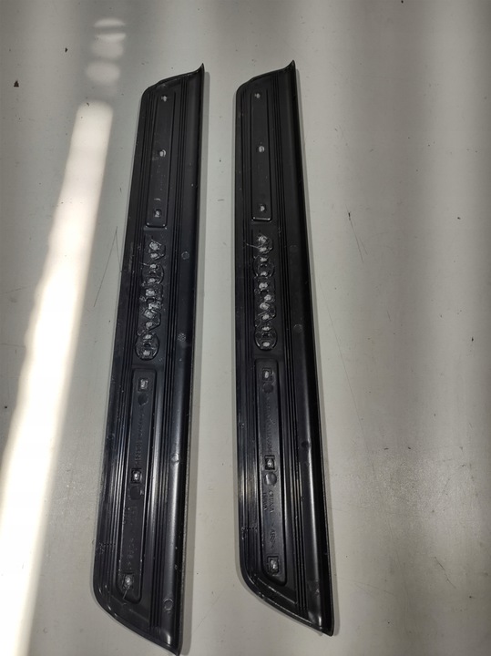 фото №8, Volvo v40 15r - планка накладка порога 31265842